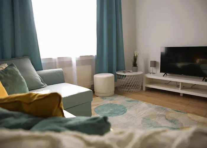 Апартаменты Beautiful Cosy 2br *